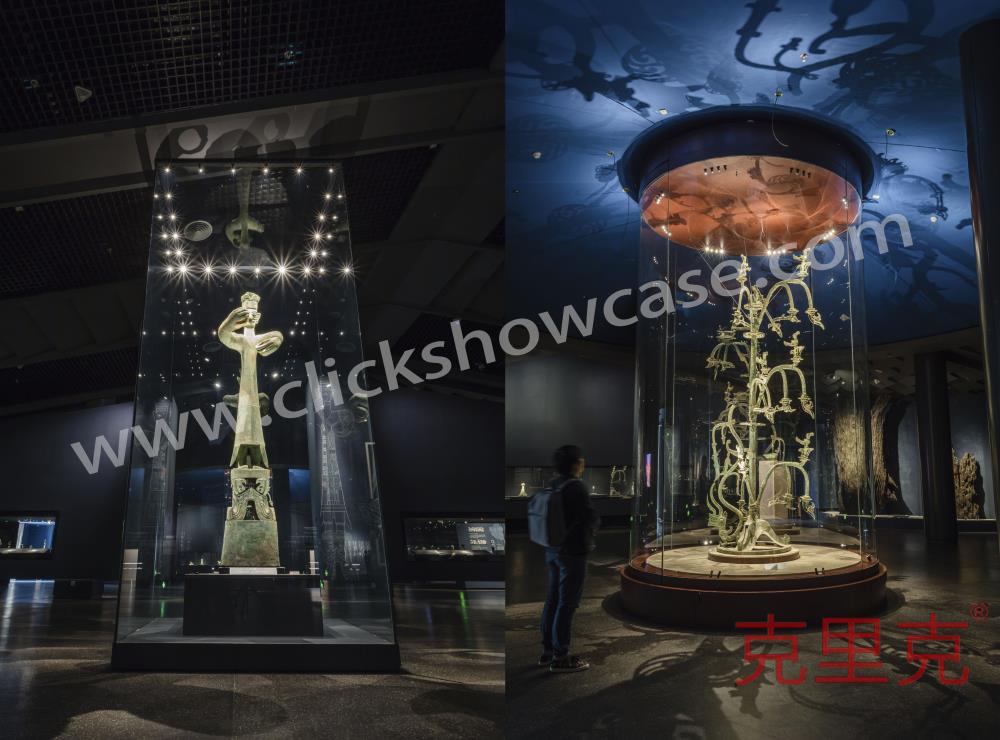 三星堆青銅神樹,銅立大人博物館展柜克里克提供