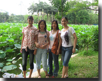 08年公司員工歡樂海南游